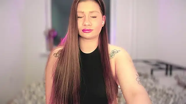 JuicyHelenX live sex cam