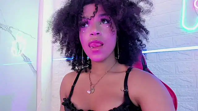 Serena_Fey's cam snapshot