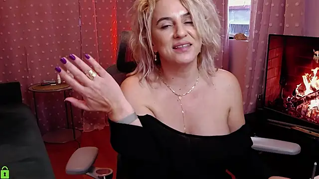 CarrieLoveX live sex cam