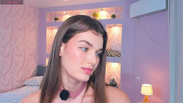 FloraDobb live sex cam