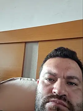 comeseucuzinh live sex cam