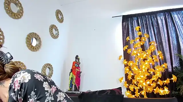 JessiicaExoticX1 live sex cam