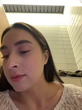 Holly_Play live sex cam