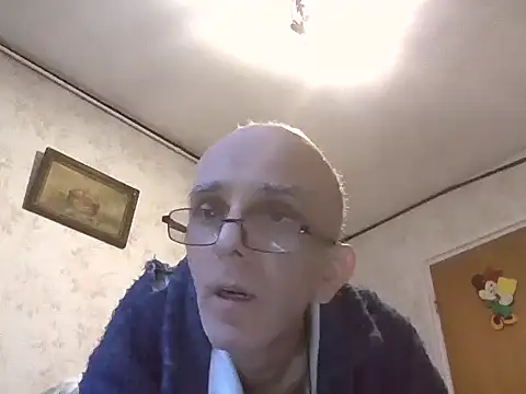 mariusica1@xh live sex cam