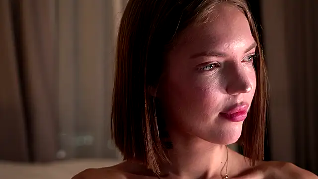 alittlestarrr live sex cam