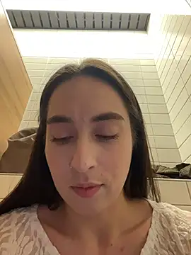 Holly_Play live sex cam