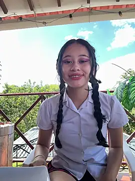 l0lita_sweet live sex cam