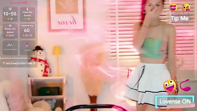 MiNi_Foxy live sex cam