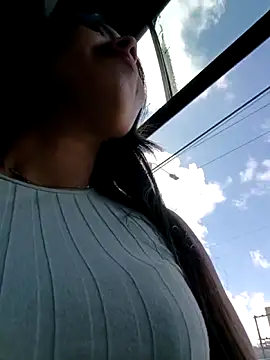 _andrea30 live sex cam