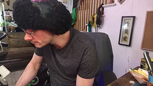 MasterDaddyCool live sex cam