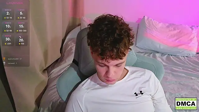 cute_thomas live sex cam