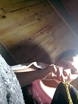 hey-bana's cam snapshot