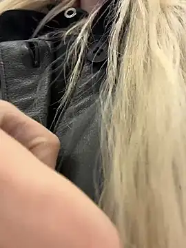 Milkyy_wway live sex cam