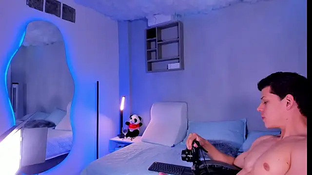 MarcoSullivan live sex cam