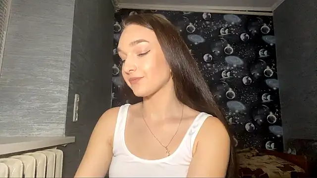 YahairaDuracher's web cam