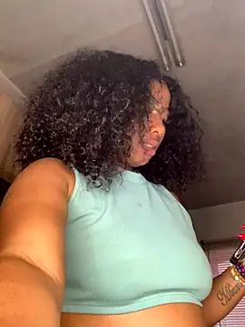 CurvyDesire1 live sex cam