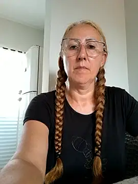 MILEIDE980's cam snapshot