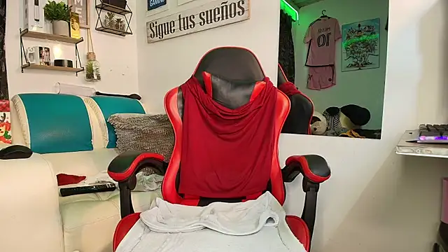 Leenar_Key live sex cam