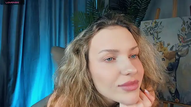 SilentHowl live sex cam