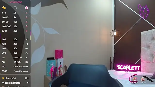 ScarletHott_'s cam snapshot