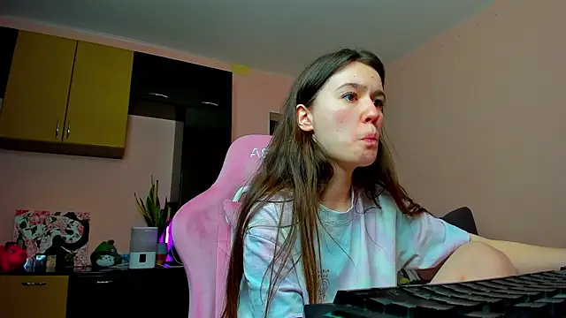 ameli_moon's cam snapshot