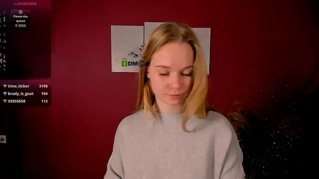 mia_starrr_'s cam snapshot