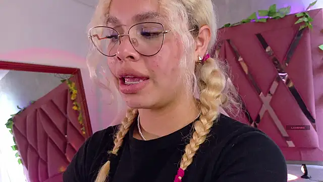 Haelycute's cam snapshot