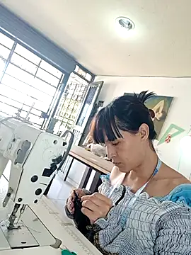 PaulinaLondra2 live sex cam