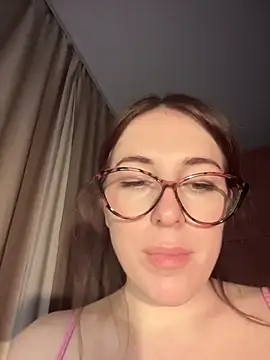 MommmyYummy live sex cam