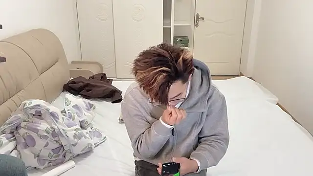 STxuguanhan live sex cam