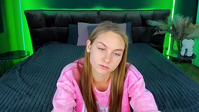 MilaAddams's cam snapshot