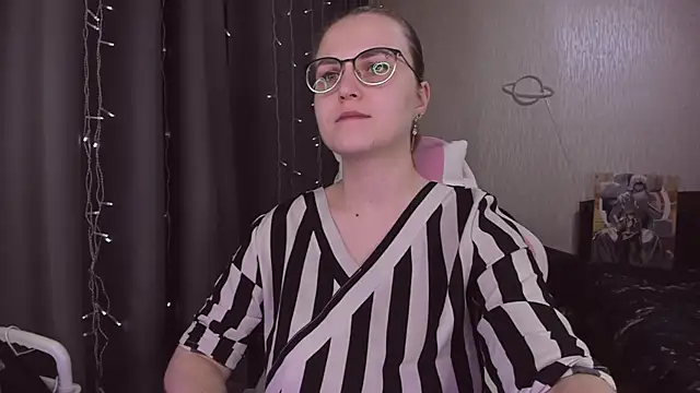 MissBrightShine's cam snapshot