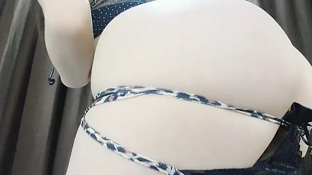 kindbee live sex cam