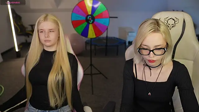 Jessica_start's cam snapshot