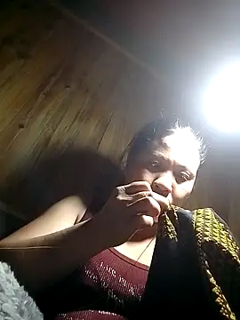 hey-bana's cam snapshot