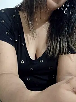 Tanha18 live sex cam