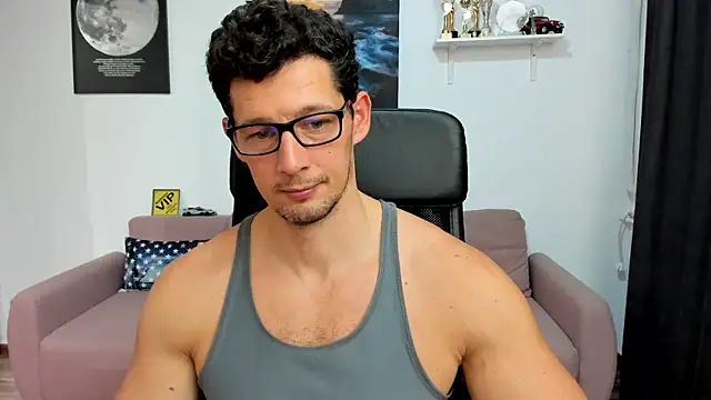 BrutusK08's cam snapshot