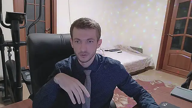 333Alone_in_theDark777's cam snapshot