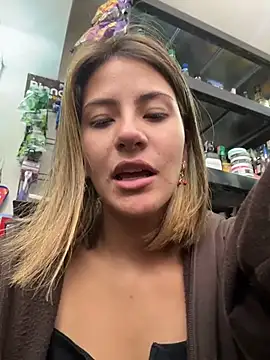 Andrea_19blonde's cam snapshot