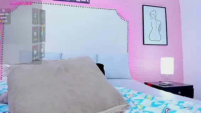 aggy_castel's cam snapshot