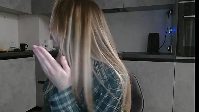 ErikaShyy live sex cam