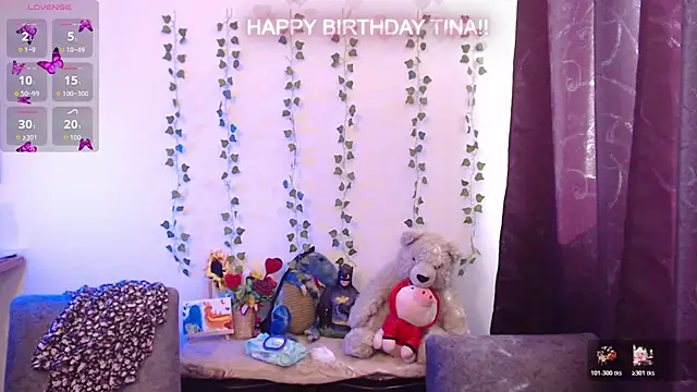 Tina_4_Charlie live sex cam