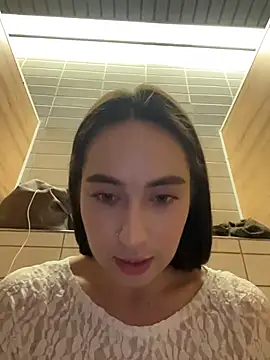 Holly_Play live sex cam