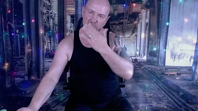 ManlyPrisonGuy live sex cam