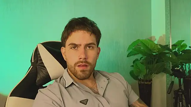 Ades_Lowe live sex cam