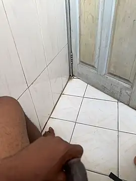 Black-mamba-madingo live sex cam