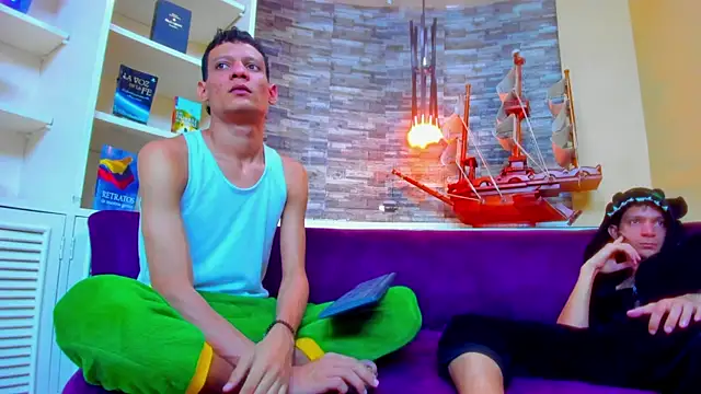 PoisonGuys live sex cam