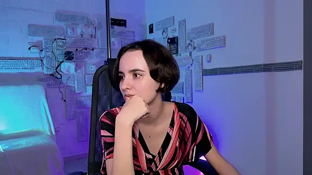 KateWillows's cam snapshot