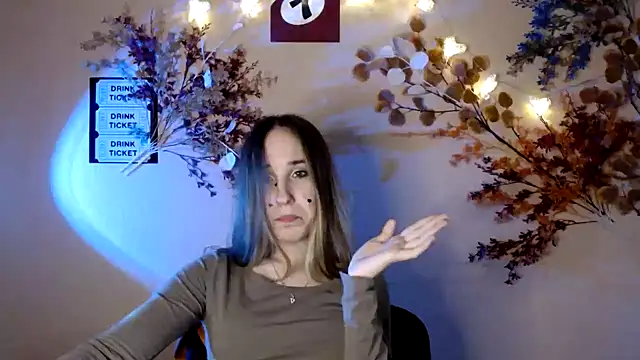 Moon__Lily's cam snapshot