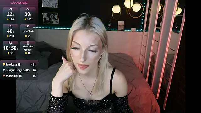 Anora_Less's cam snapshot